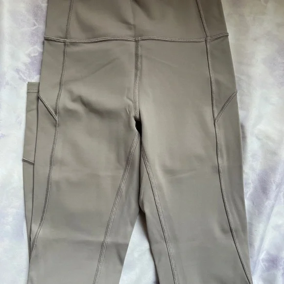 Lululemon In Movements 25” - Picture 3 of 5